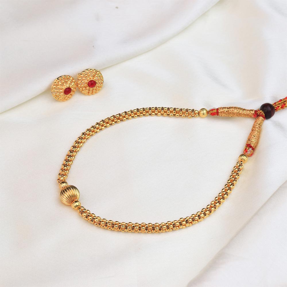  Thushi necklace with bead drops 