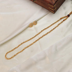 Textured bead necklace
