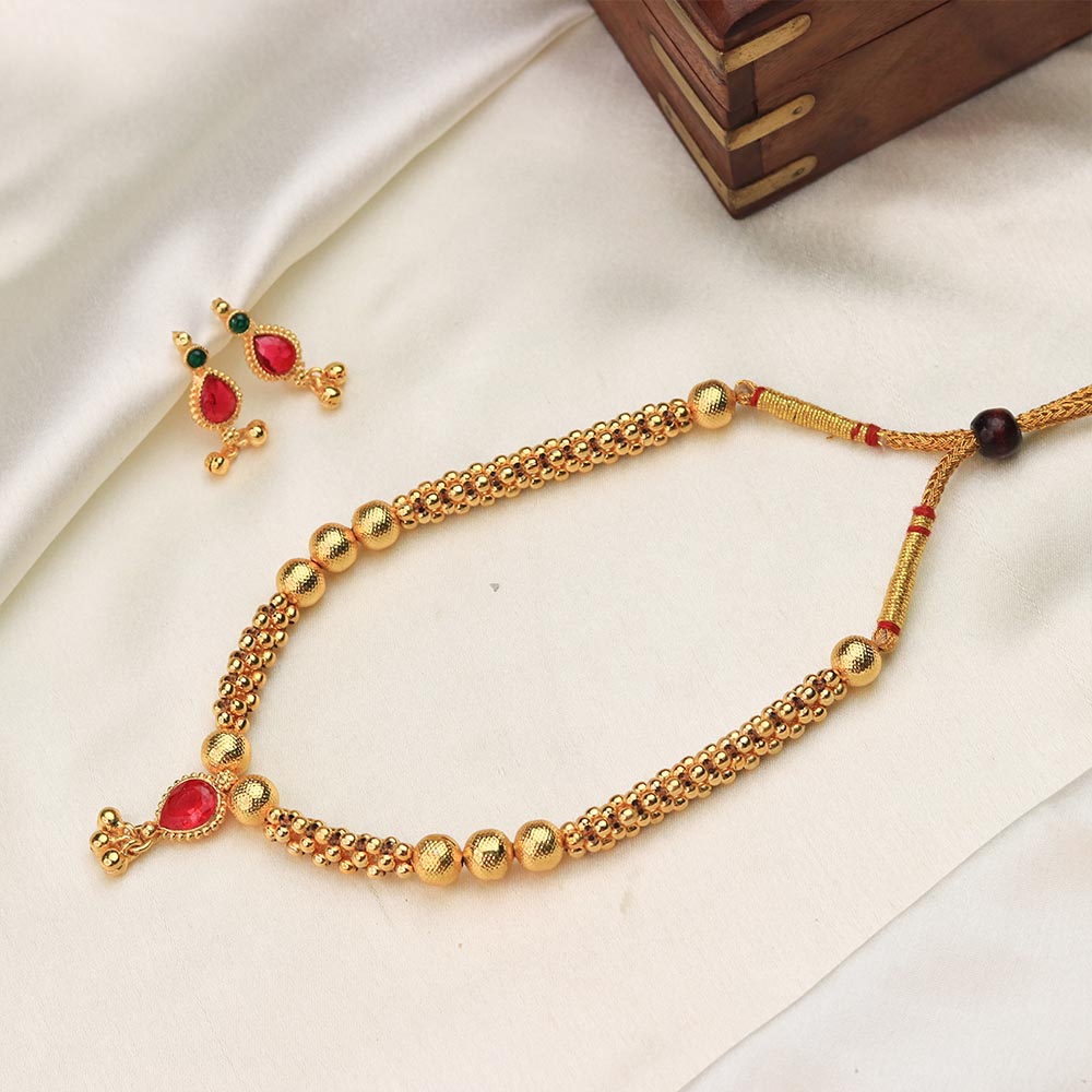 minimal gold bead necklace pendant