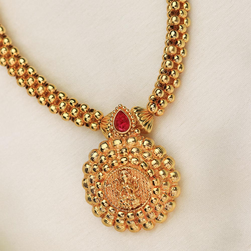 minimal gold bead necklace