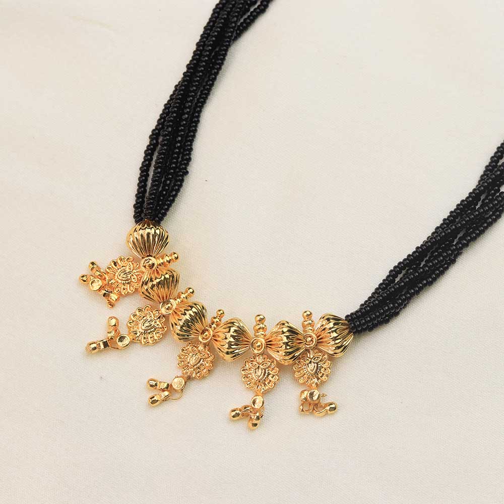 traditional mangalsutra necklace