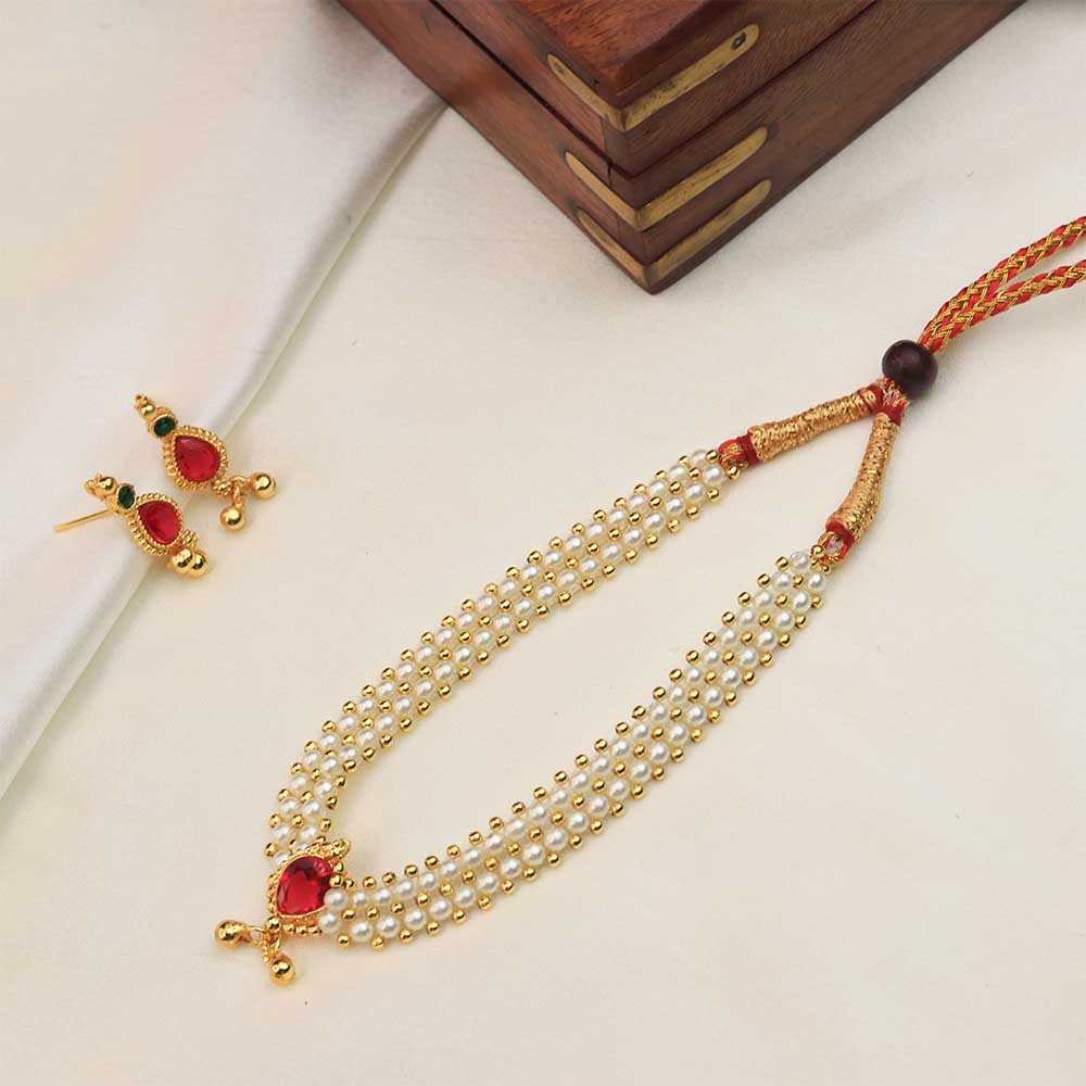 Multi-layer pearl necklace with ruby pendant