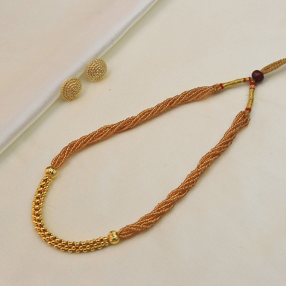 Rust Thread Kolhapuri Necklace