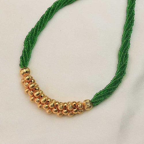 Simple gold bead choker