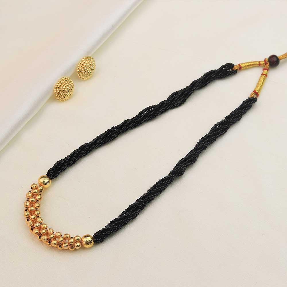 Pink Accent Beaded Necklace