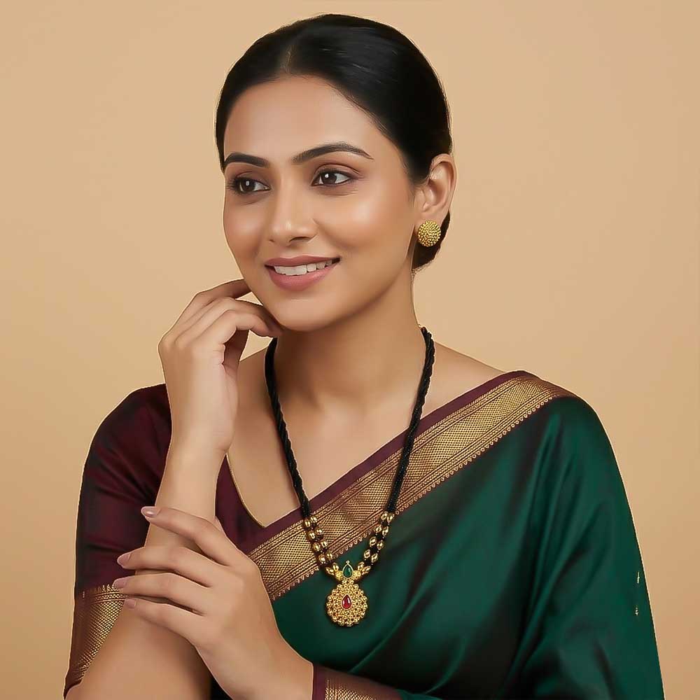 Single Line Gold Bead Necklace