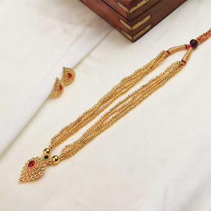 Pearl gold necklace