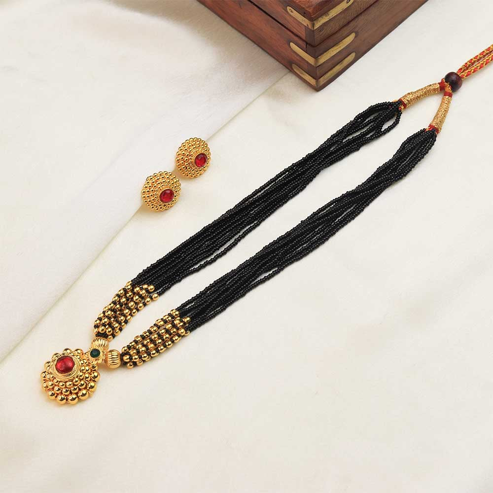 Black bead floral mangalsutra