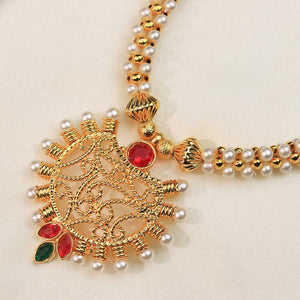 Red bead necklace
