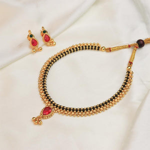  Floral temple jewellery necklace 