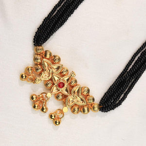 Classic Motif Necklace