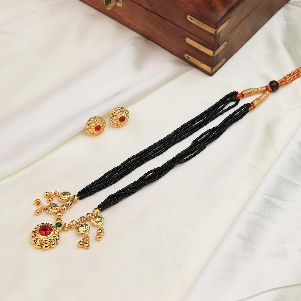  Saaj necklace with red stone pendant 