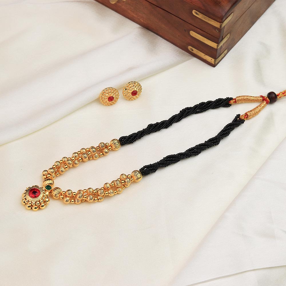  Mangalsutra with gold beads 