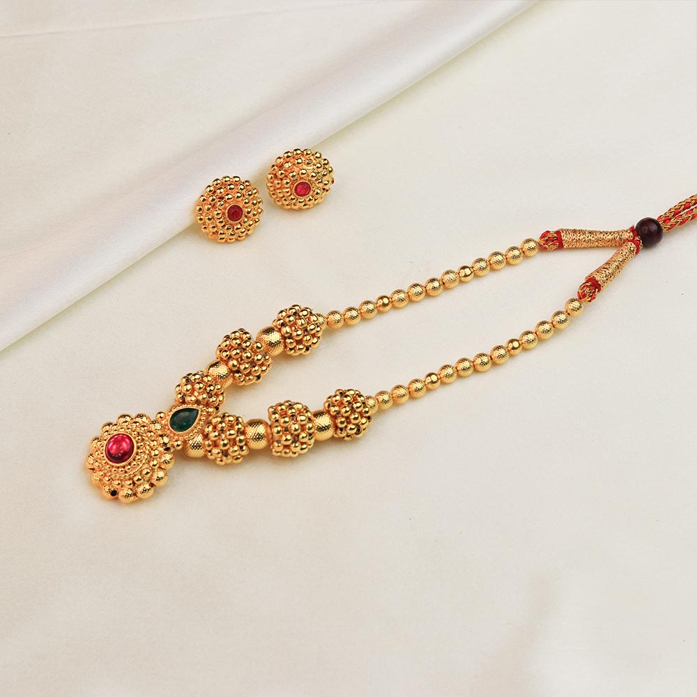 Kolhapuri Temple Pendant Necklace Set