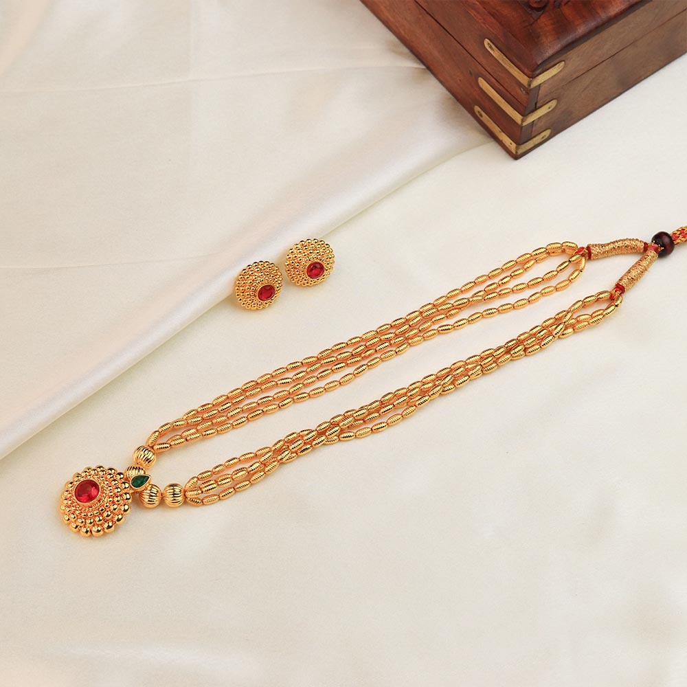 Red stone pendant long necklace